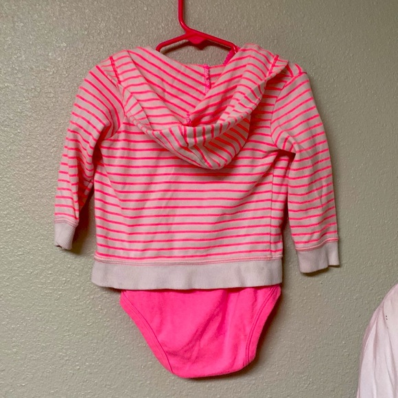 Baby Favorite Bodysuits Pink One Piece Carter’s Pink & White Stripes Hoodie Sz 1 - Picture 2 of 11